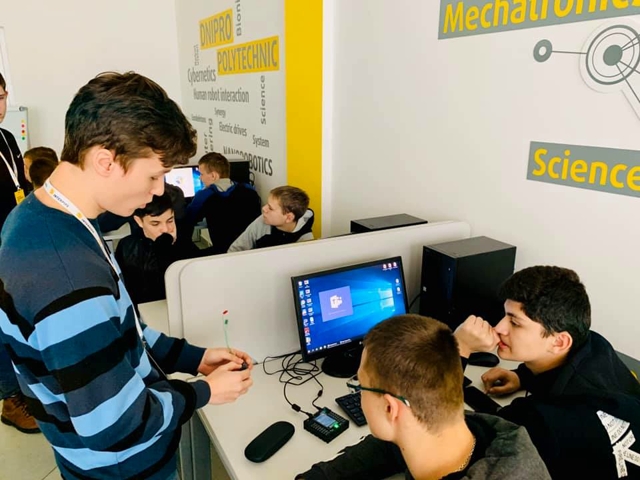 Лабораторія мехатроніки та робототехніки IML1